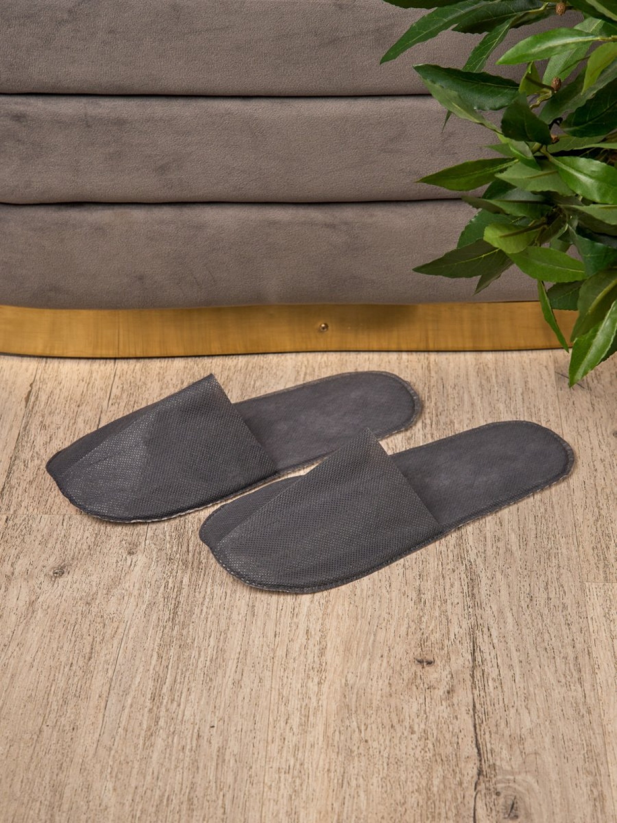 Одноразовые тапочки 